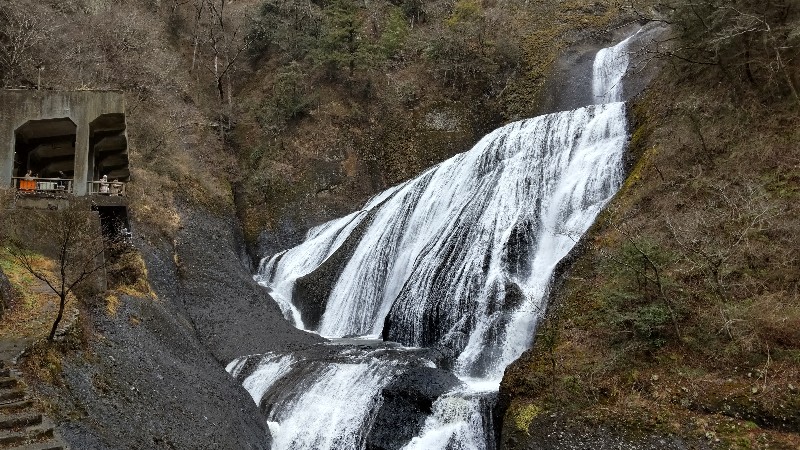 袋田の滝⑨出口から2402